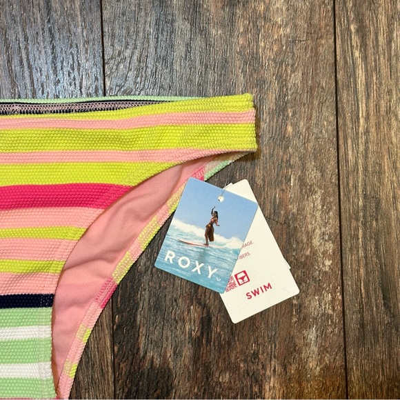 Roxy BNWT medium coverage bikini bottom size small - Picture 6 of 14